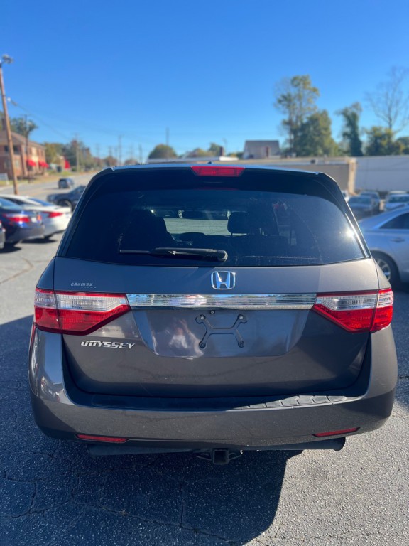 2012 Honda Odyssey Image 4