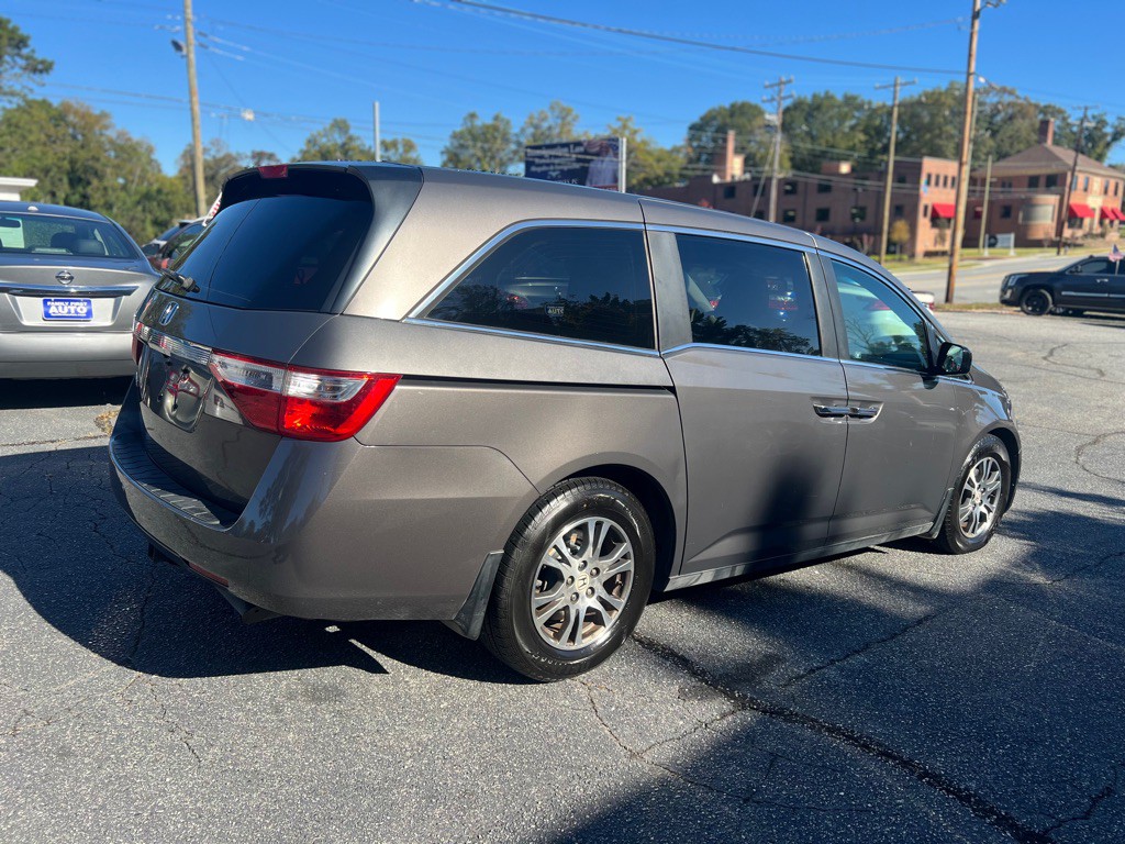 2012 Honda Odyssey Image 5
