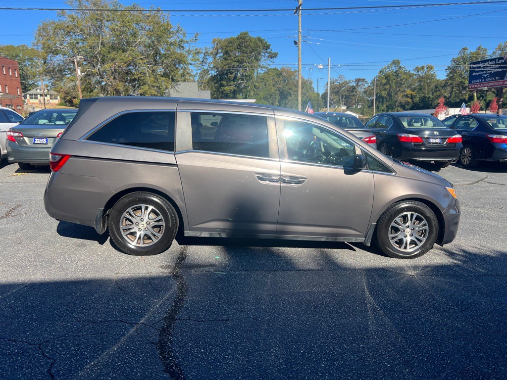 2012 Honda Odyssey Image 6