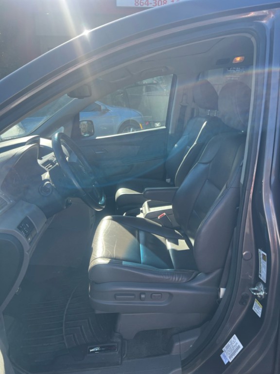 2012 Honda Odyssey Image 9