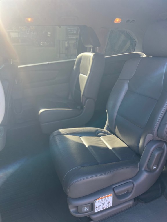 2012 Honda Odyssey Image 13