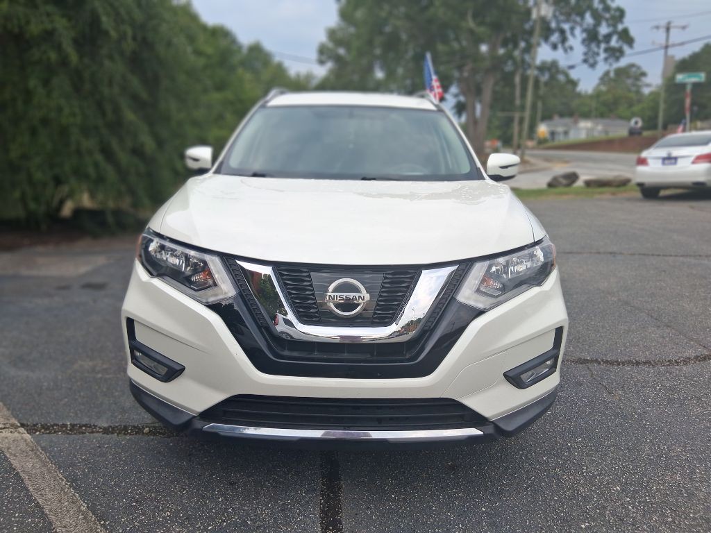 2017 Nissan Rogue Image 2