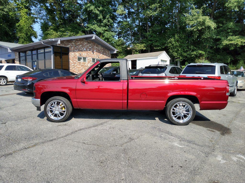 1988 Chevrolet C/K Image 20