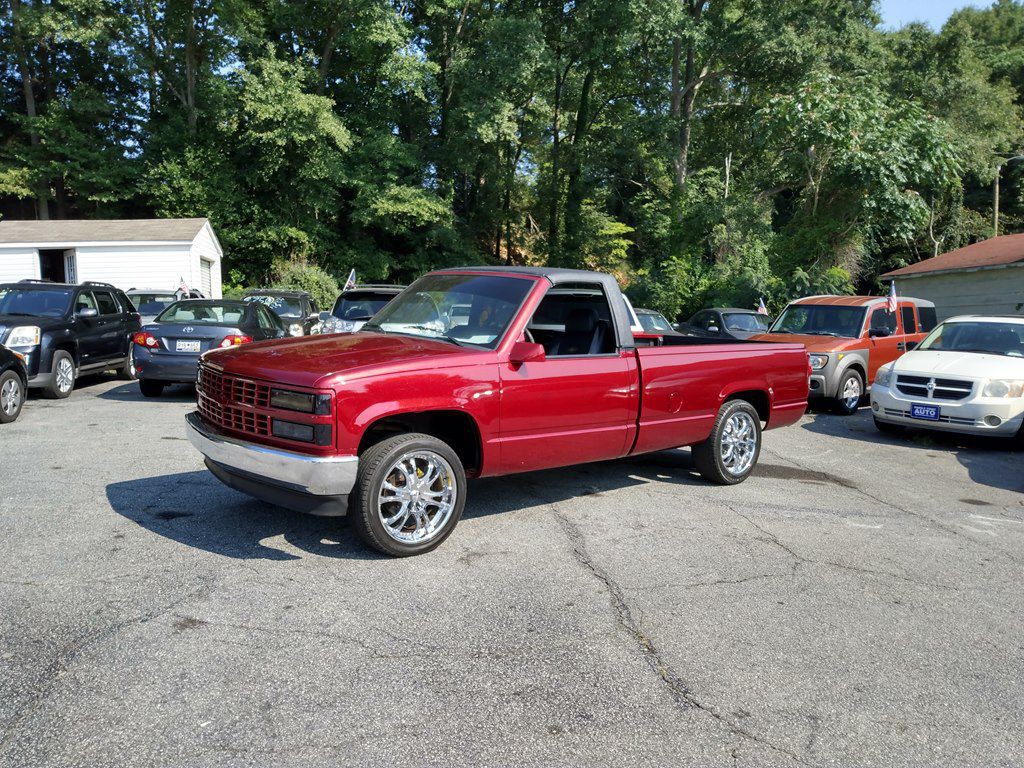 1988 Chevrolet C/K Image 21
