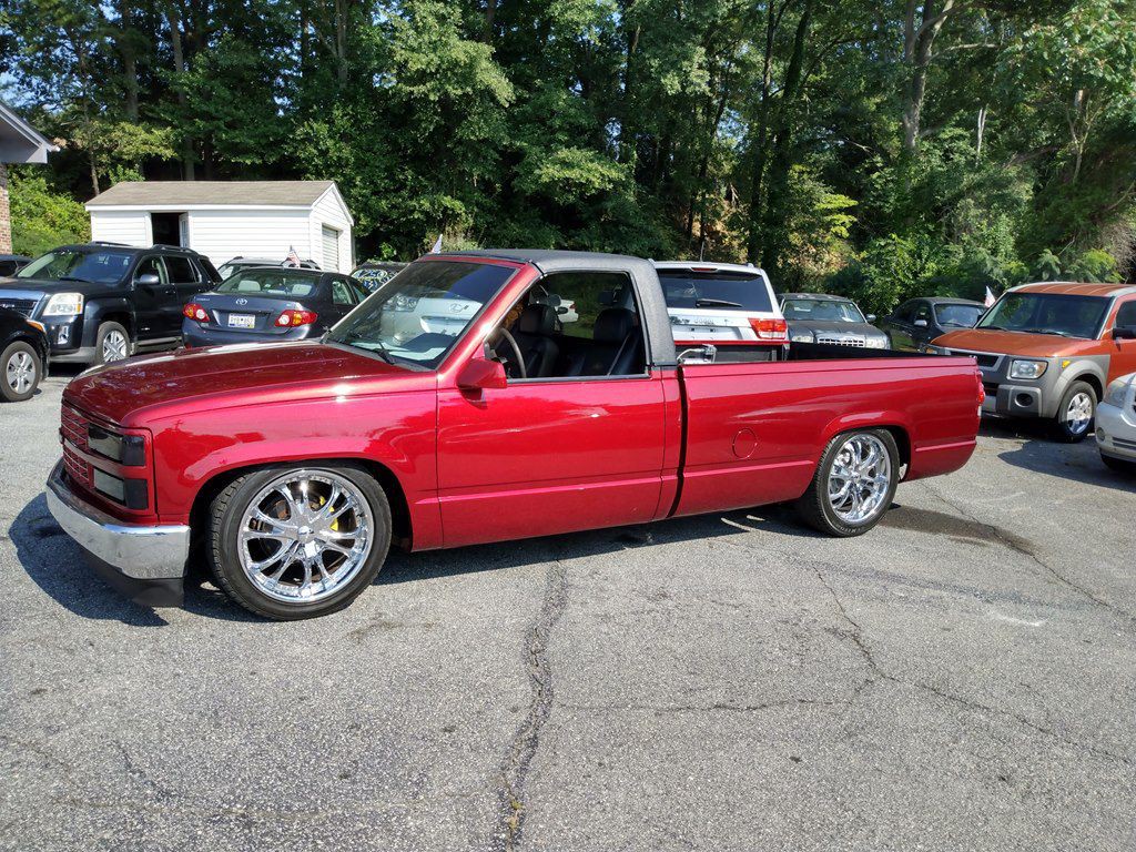 1988 Chevrolet C/K Image 24