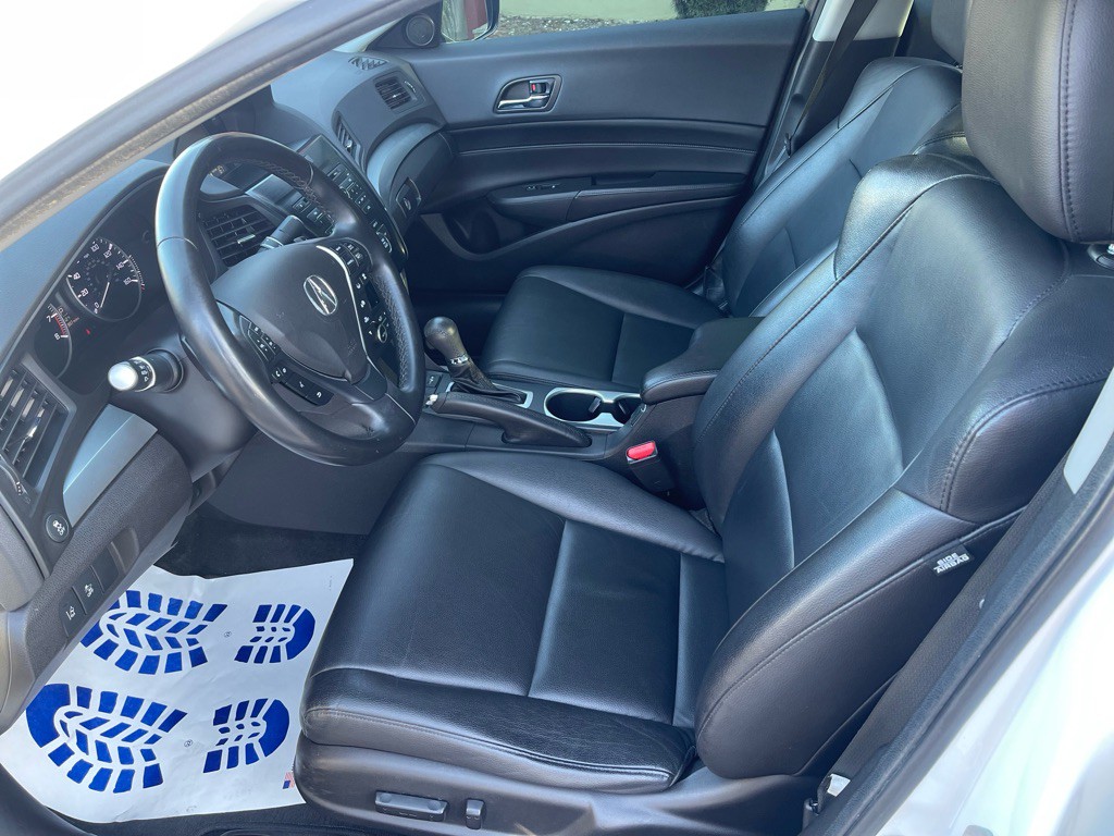 2016 Acura ILX Image 21