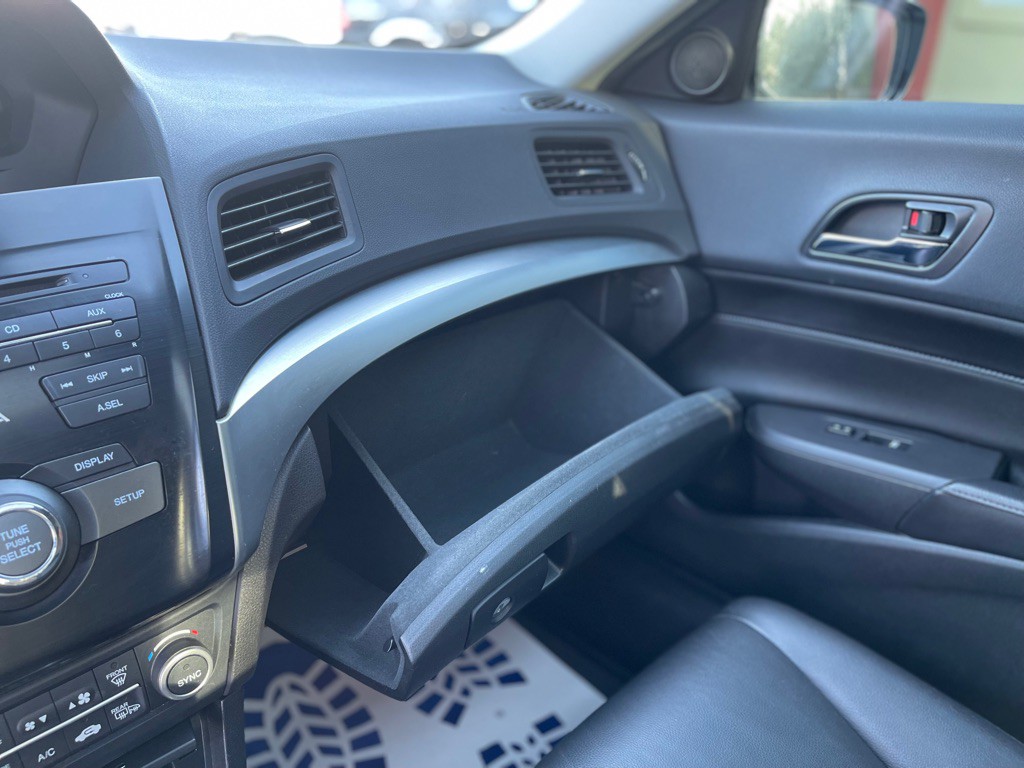 2016 Acura ILX Image 31