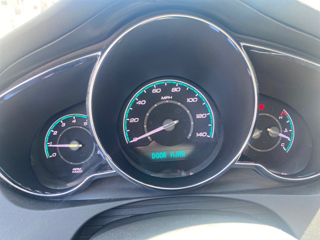 2011 Chevrolet Malibu Image 10