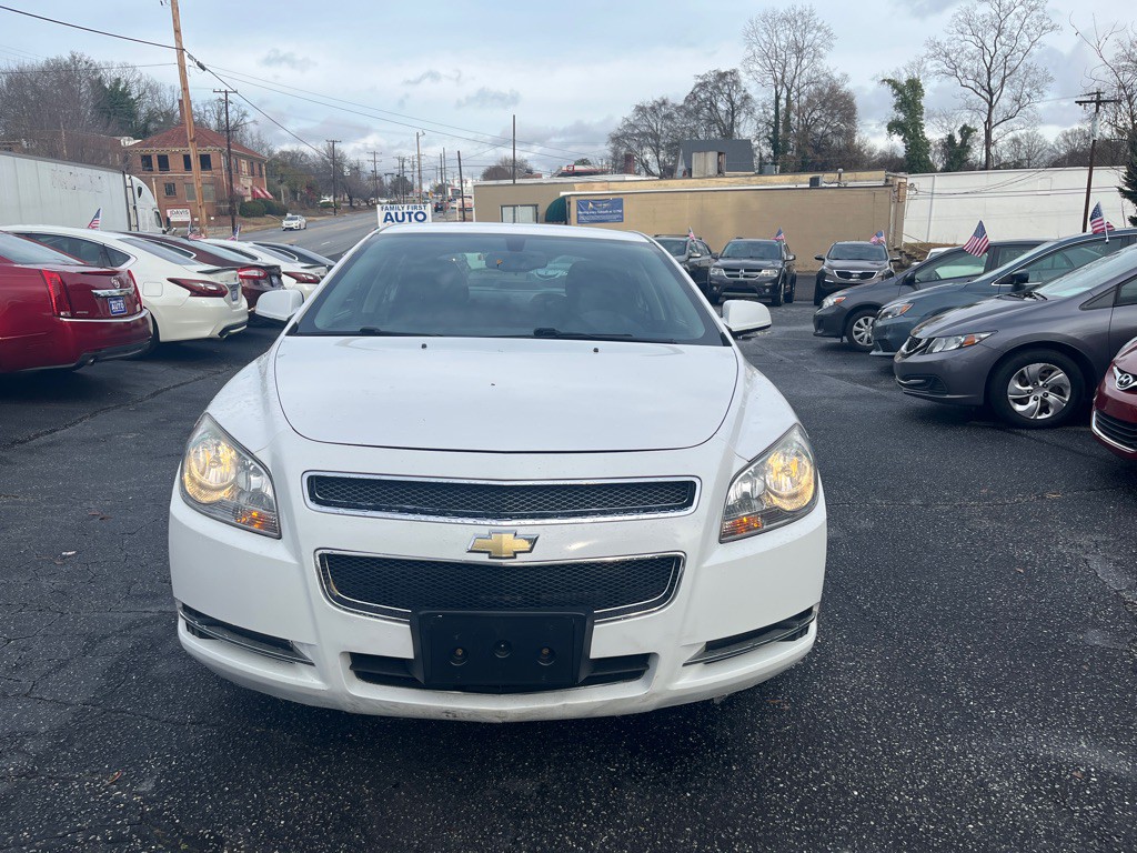 2012 Chevrolet Malibu Image 3