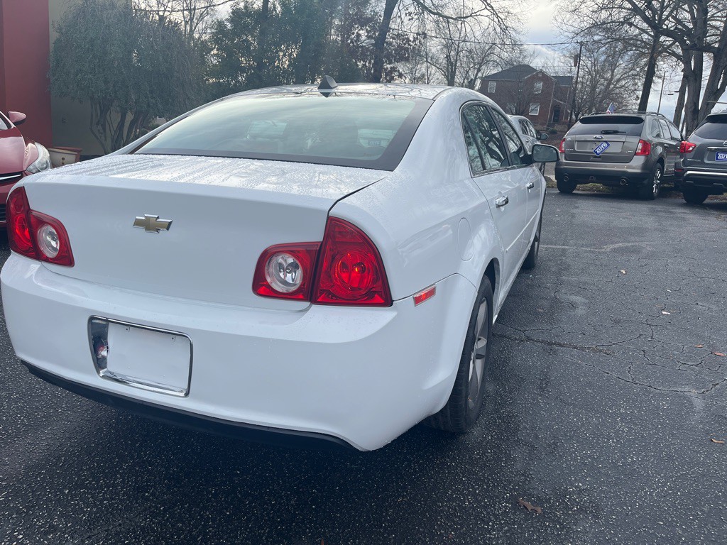 2012 Chevrolet Malibu Image 6