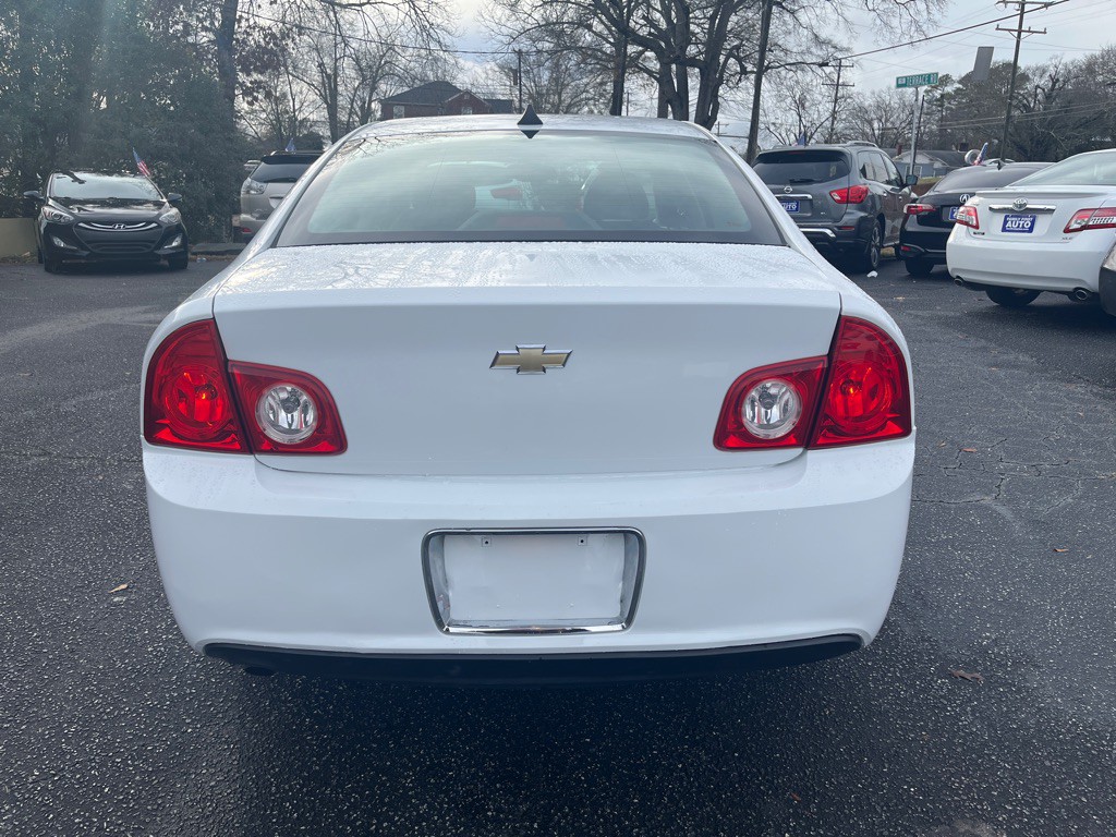 2012 Chevrolet Malibu Image 7