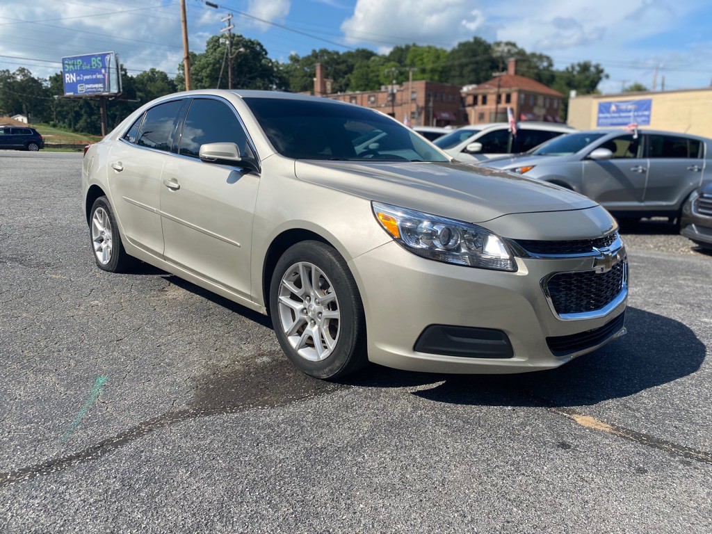 2015 Chevrolet Malibu Image 3
