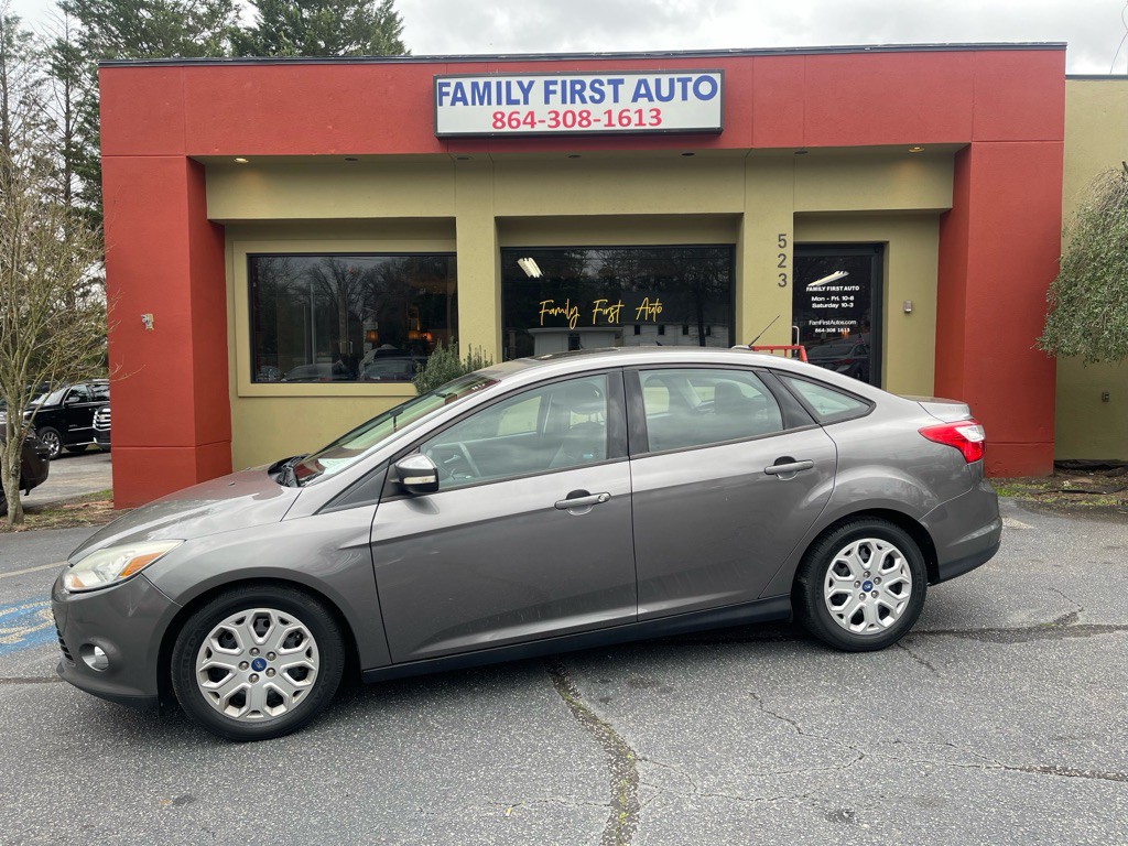 2014 Ford Focus Image 2