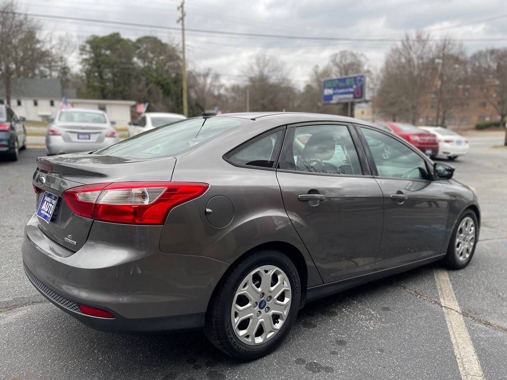 2014 Ford Focus Image 6