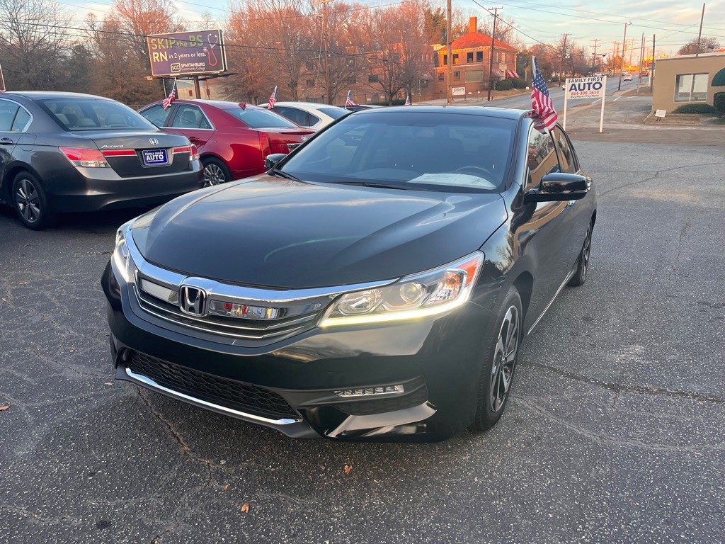 2016 Honda Accord Image 2