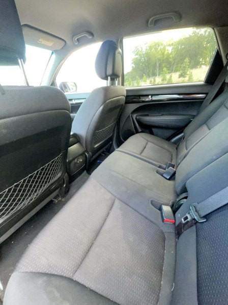 2011 Kia Sorento Image 6