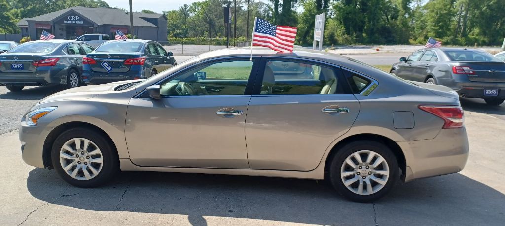 2014 Nissan Altima Image 5