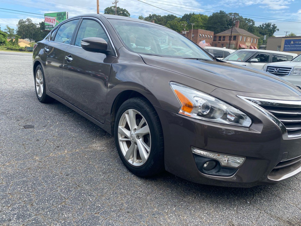 2015 Nissan Altima Image 3
