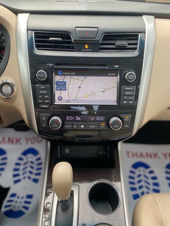 2015 Nissan Altima Image 12