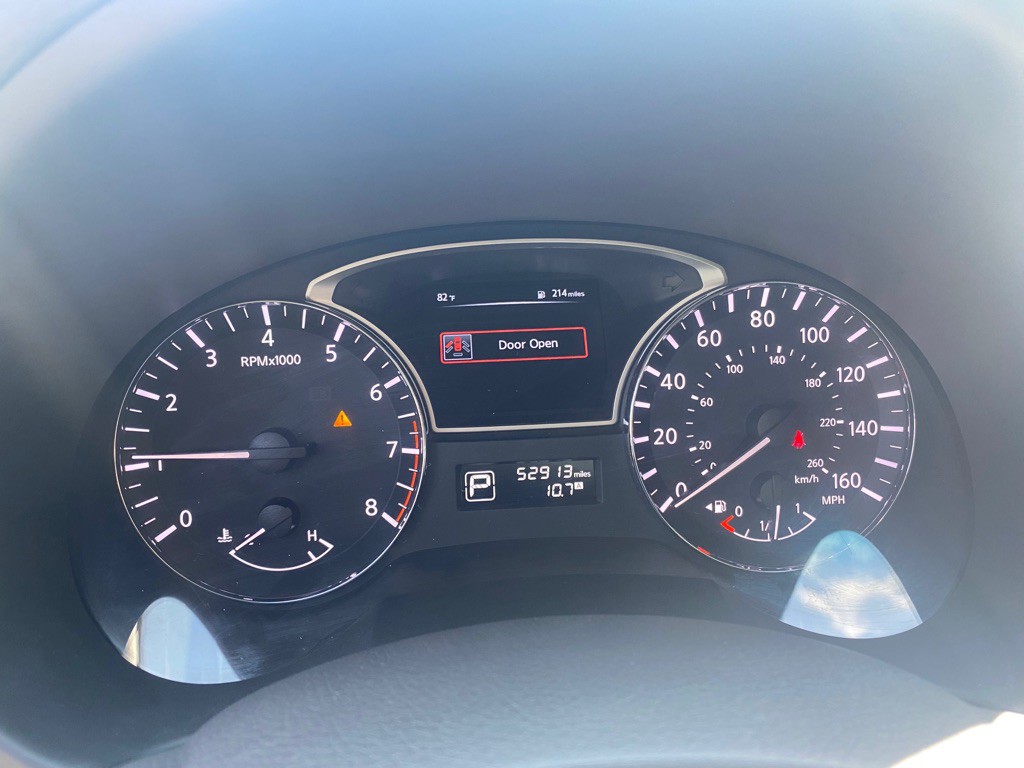 2015 Nissan Altima Image 9