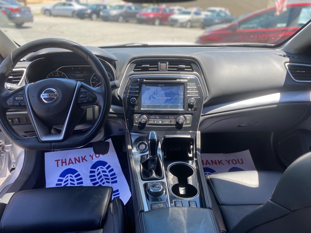 2017 Nissan Maxima Image 23