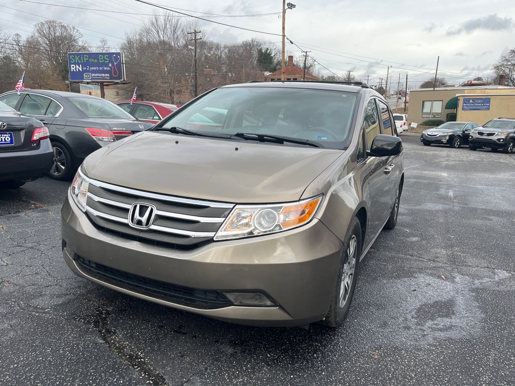 2013 Honda Odyssey Image 2