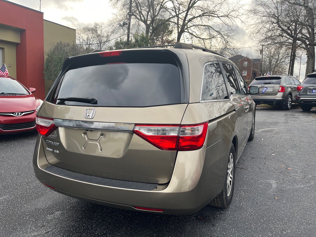 2013 Honda Odyssey Image 6