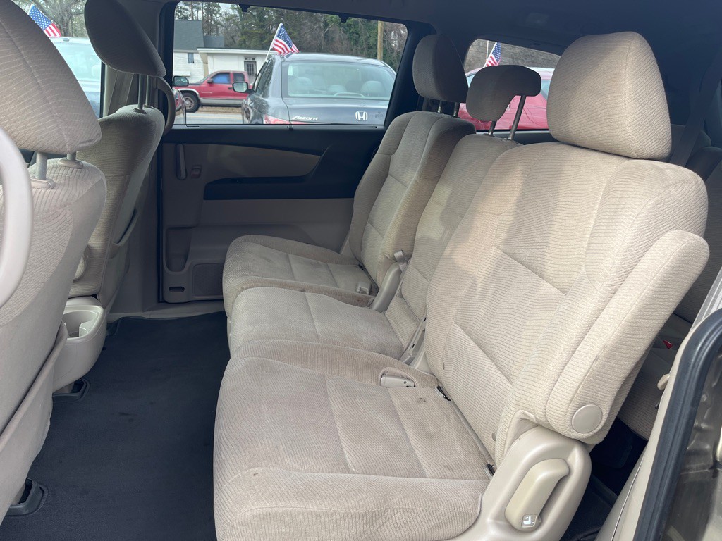2013 Honda Odyssey Image 10