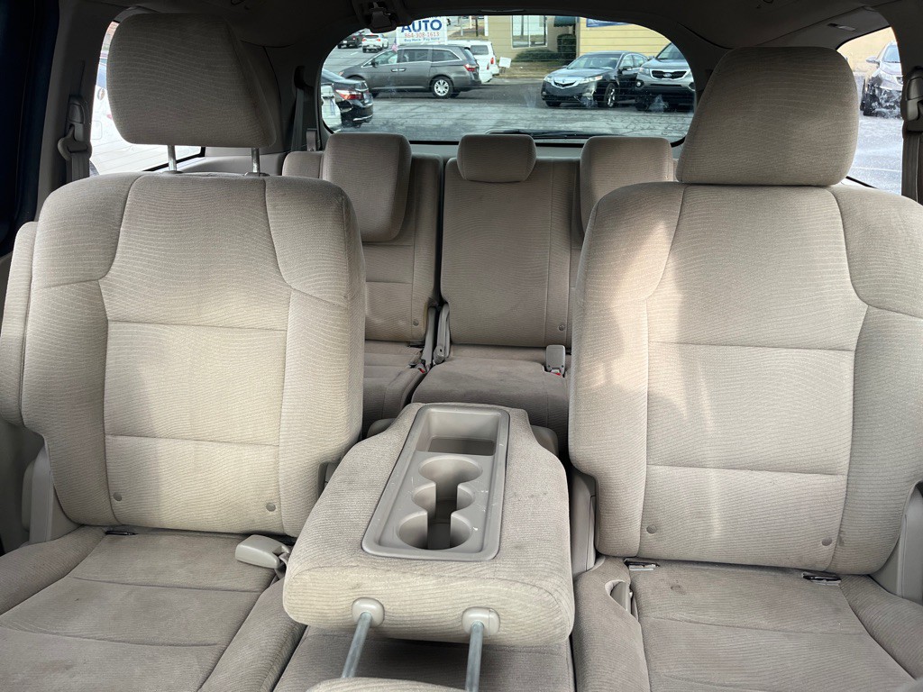 2013 Honda Odyssey Image 12