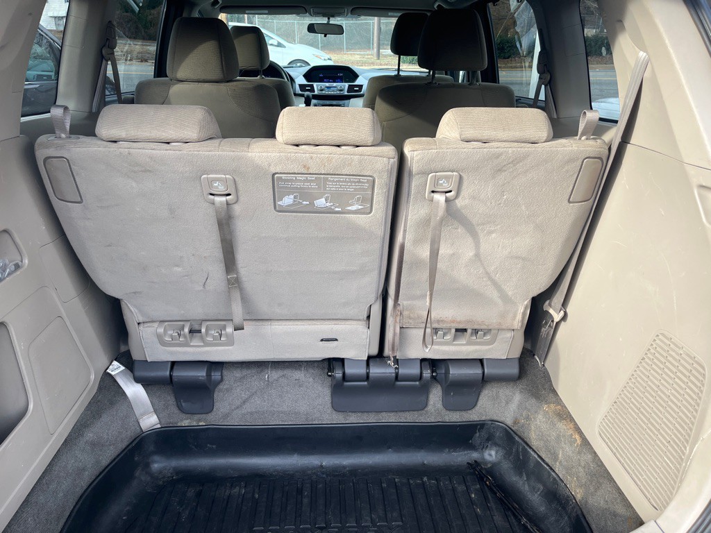 2013 Honda Odyssey Image 16