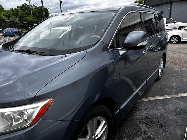 2012 Nissan Quest Image 1
