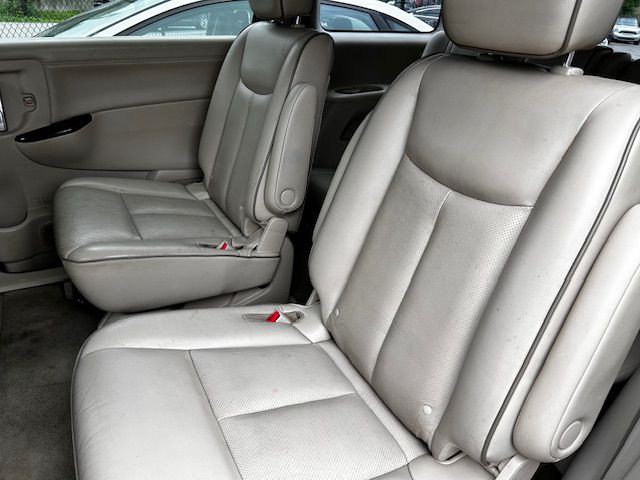 2012 Nissan Quest Image 7