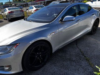Image for 2013 Tesla Model S BASE ID: 6516895