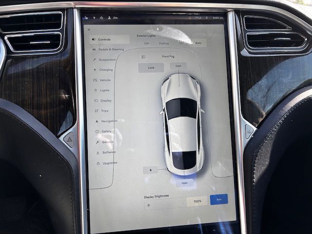 2013 Tesla Model S Image 8