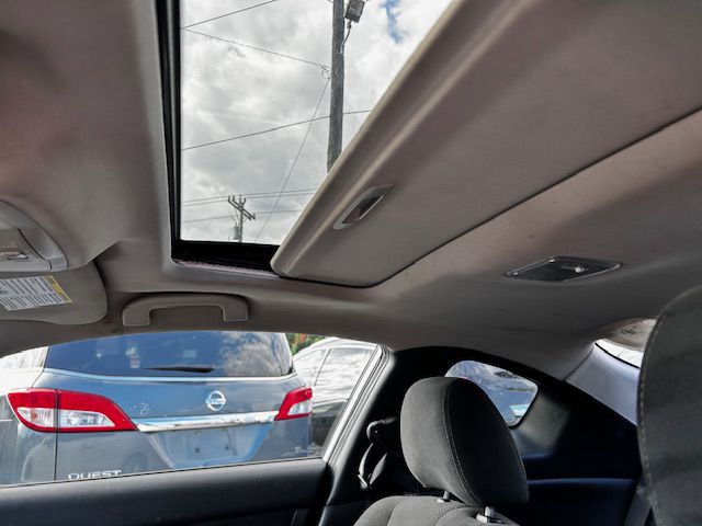 2012 Nissan Altima Image 7