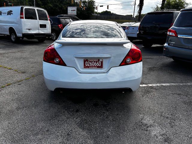2012 Nissan Altima Image 8