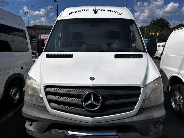 2014 Mercedes-Benz Sprinter Image 3