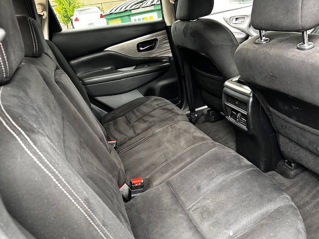2017 Nissan Murano Image 13