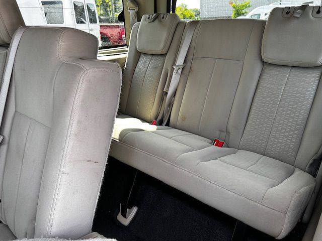 2011 Ford Expedition Image 7