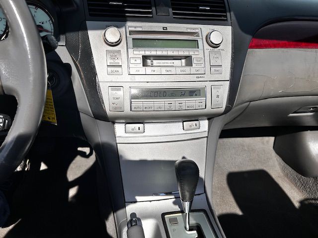 2005 Toyota Camry Image 7