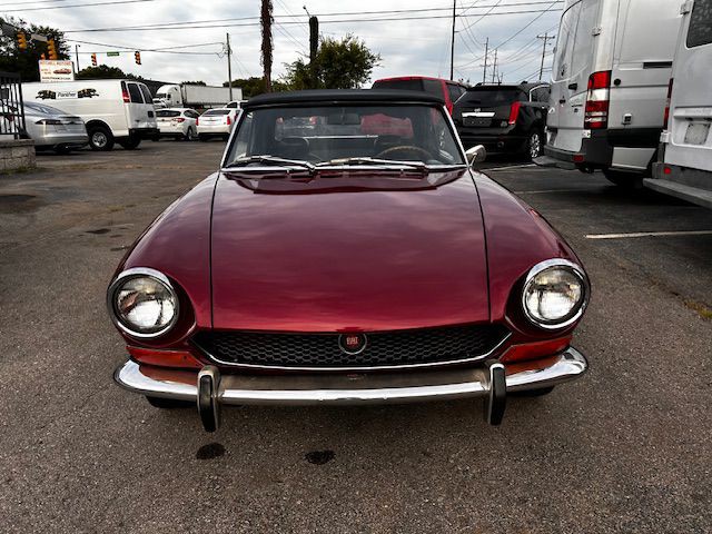 1970 FIAT 124 Spider Image 3