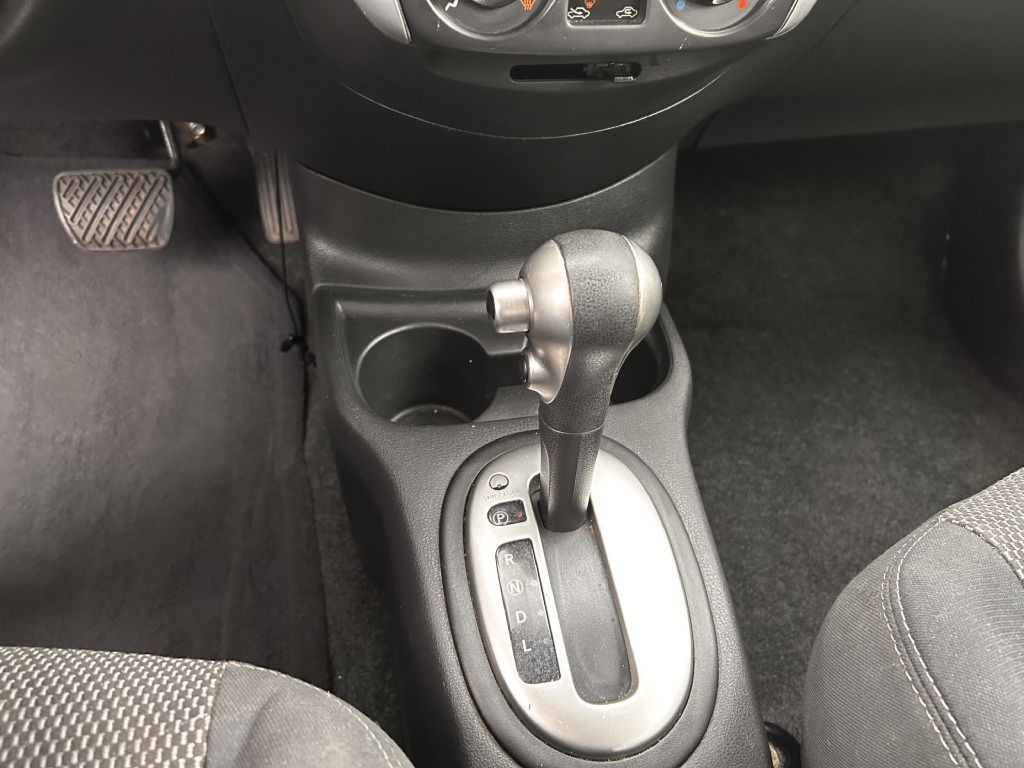 2016 Nissan Versa Image 7