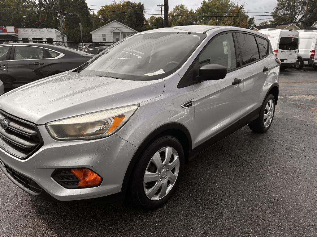 2017 Ford Escape Image 1