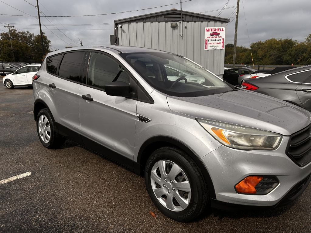 2017 Ford Escape Image 2