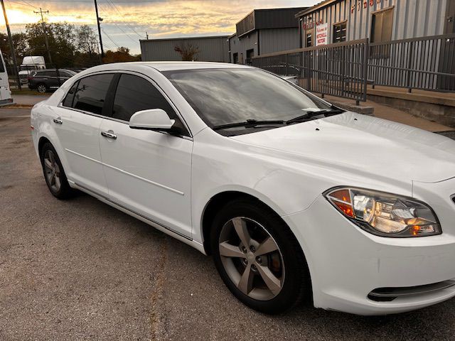 2012 Chevrolet Malibu Image 1