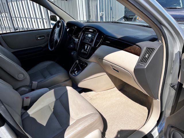 2001 Toyota Highlander Image 6