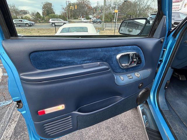 1995 GMC Sierra 1500 Image 4