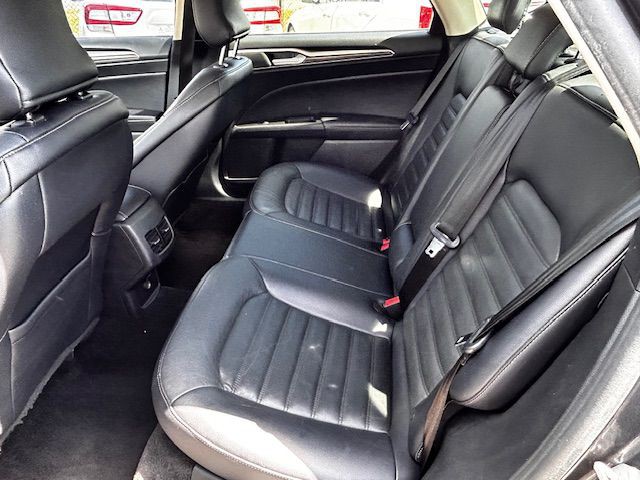 2018 Ford Fusion Image 15