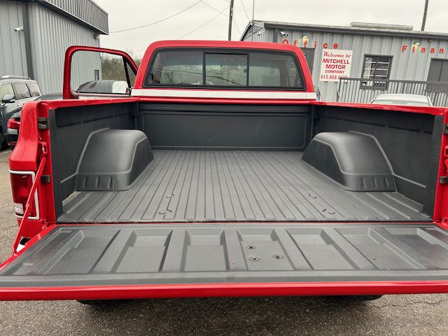 1983 Chevrolet C/K Image 12