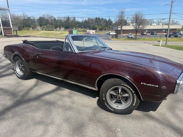 1967 Pontiac Firebird Image 1